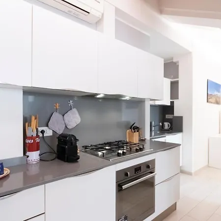 Mansarda Cola アパート ミラノ